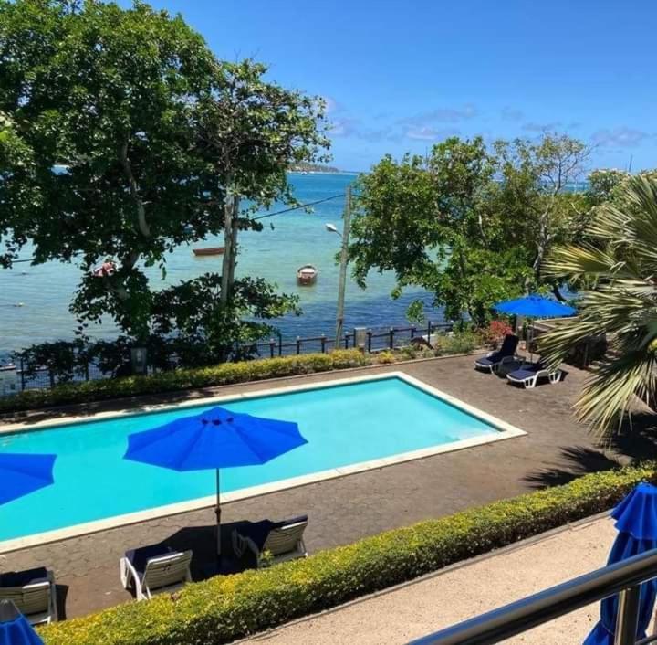 Valmarin Seafront Apartments Trou d'Eau Douce Luaran gambar